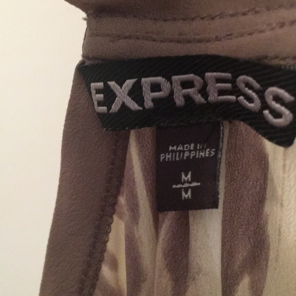 Express Tank Top - Picture 3 of 3